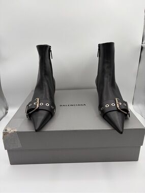 Authentic Balenciaga BB Black Leather Pointed Toe  Knife Buckle Ankle Boots 37